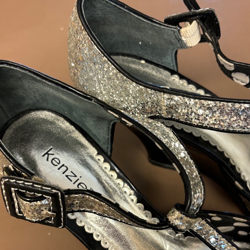 Kenzie Sparkling Silver Heels - Picture 3 of 6